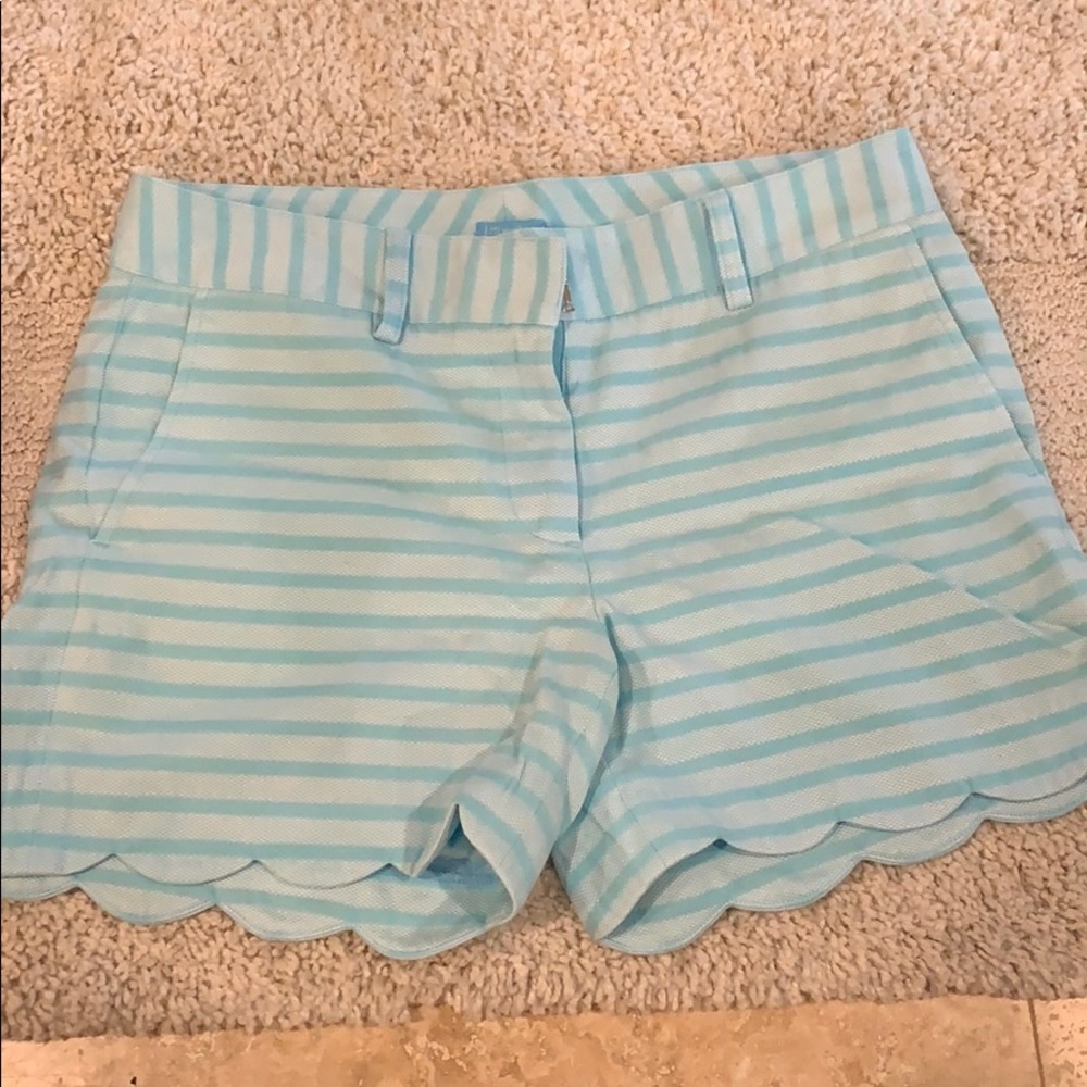 J. McLaughlin Scalloped Shorts